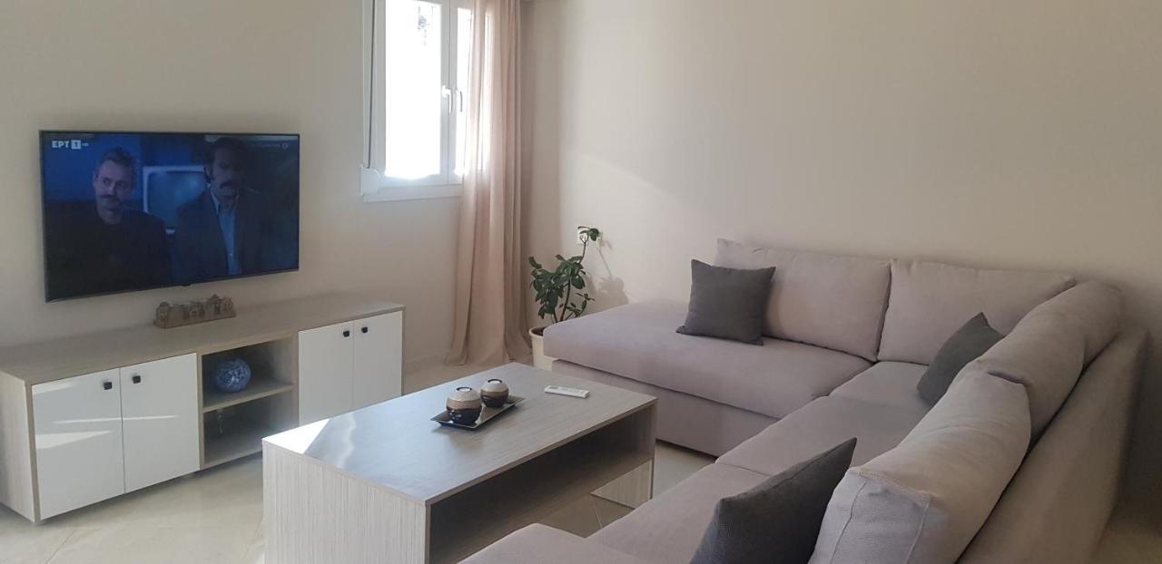 Harry'S Apartment Лефкими Екстериор снимка