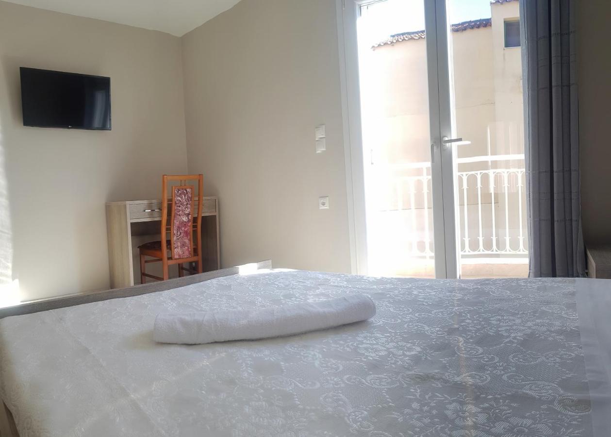 Harry'S Apartment Лефкими Екстериор снимка