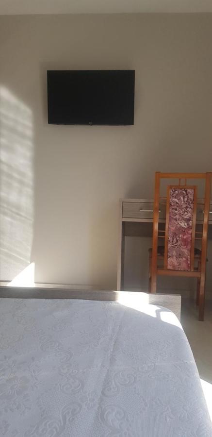 Harry'S Apartment Лефкими Екстериор снимка